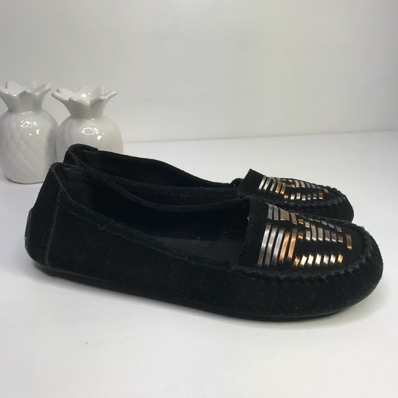 Minnetonka Shoes - Minnetonka Black Suede slip ons